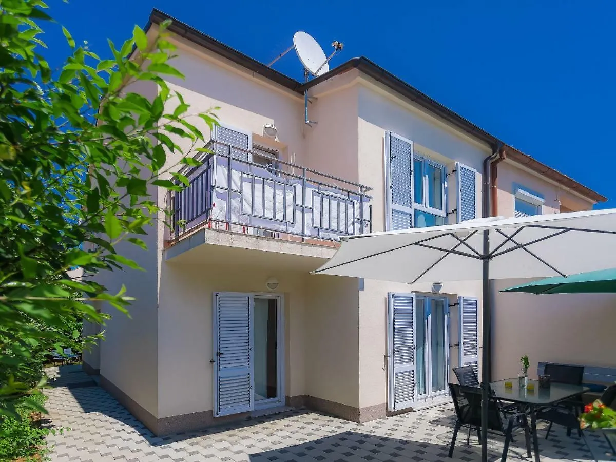 Holiday Home Gojak By Interhome Pula