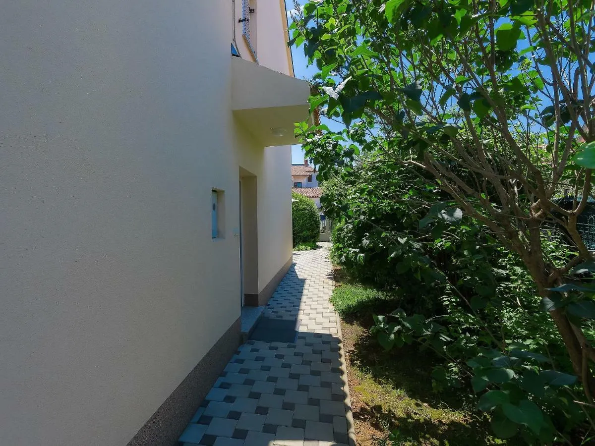 Holiday Home Gojak By Interhome Pula